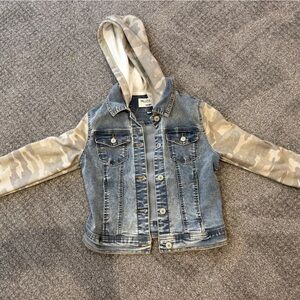Wallflower Blue Denim Jacket with Beige Camo Hood & Sleeves, juniors size medium